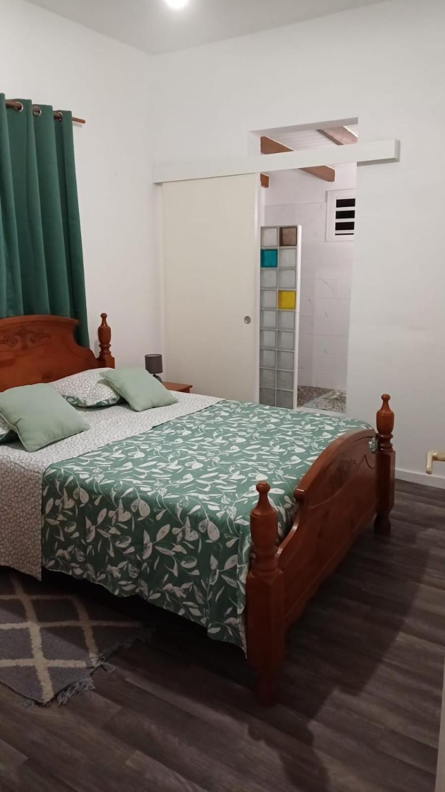Chez Lucile Et Gilbert Apartment Буйянт Екстериор снимка